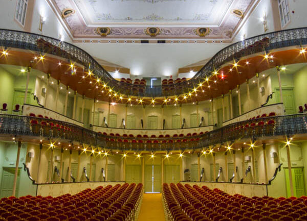 El Teatro Carolina Coronado de Almendralejo
